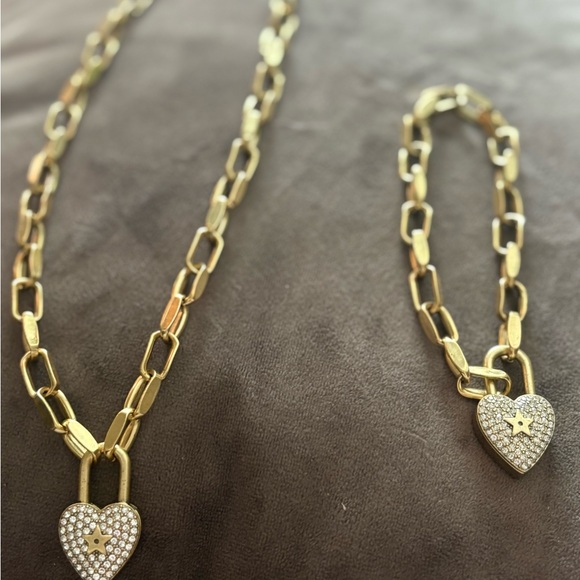 Dior Gold Heart Lock Necklace and matching bracelet - Picture 2 of 11